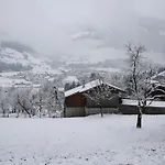 Apartment Chalet In Alps Near Ski Slopes