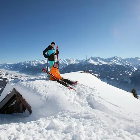 아파트 In Alps Near Slopes