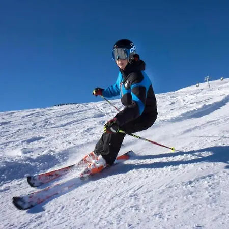 In Alps Near Slopes شقة